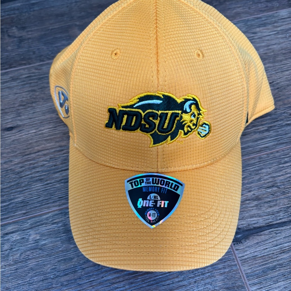 Top of the World Yellow Cap with Memory-Fit
